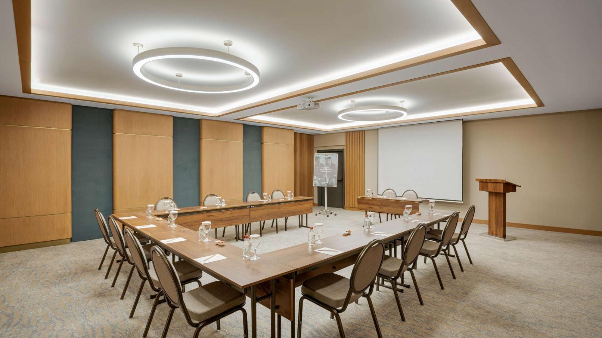 Radisson Hotel Istanbul Merter Exterior photo