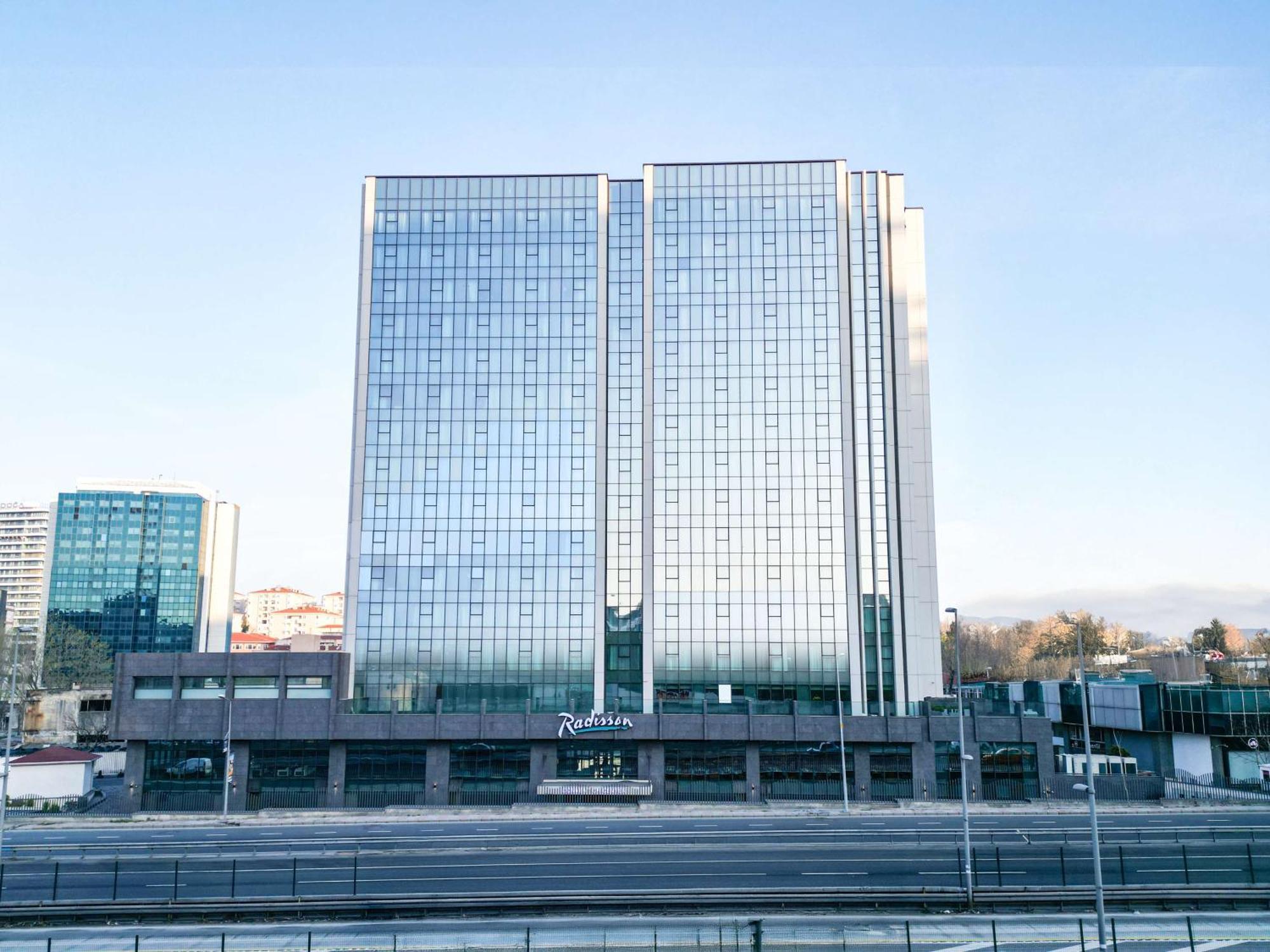 Radisson Hotel Istanbul Merter Exterior photo